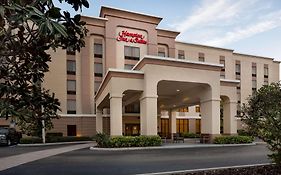 Hampton Inn&Suites Largo